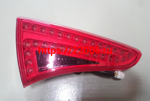 Фонарь задний левый X50 на крышке (AAB4133300) Фонарь задний левый X50 на крышке (AAB4133300)